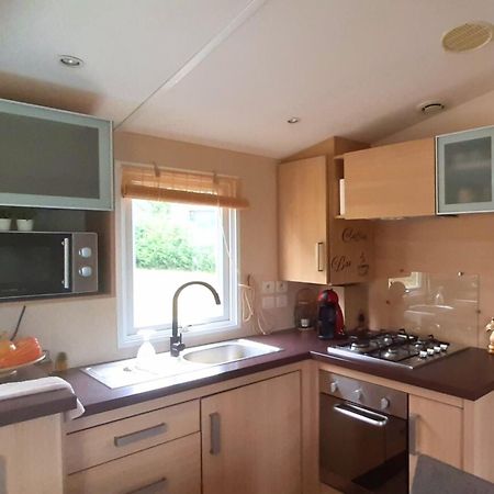 Glamping Frog Farm Villa Foz do Sousa Exterior photo