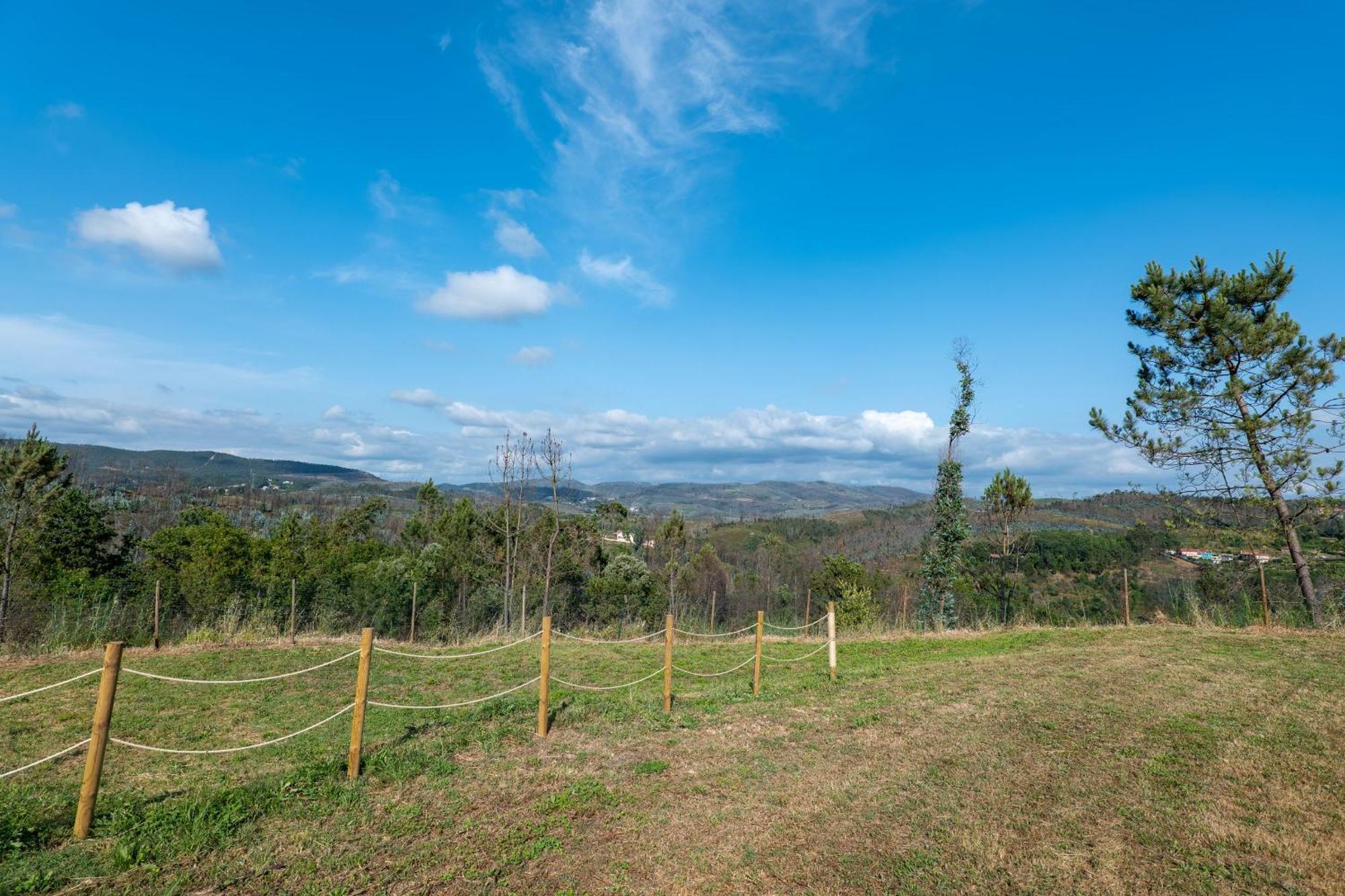 Glamping Frog Farm Villa Foz do Sousa Exterior photo
